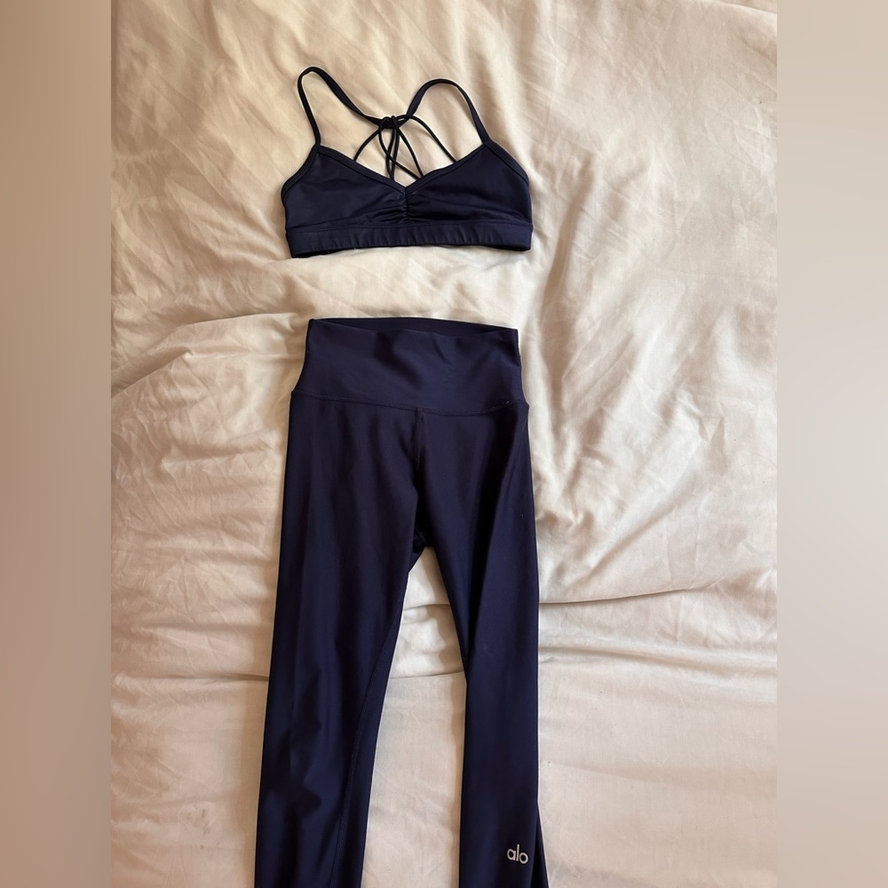 Alo Yoga Airlift Legging and Bra Set